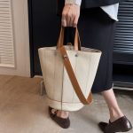 Women Fashion Tote Bag Style:753 - Image 2